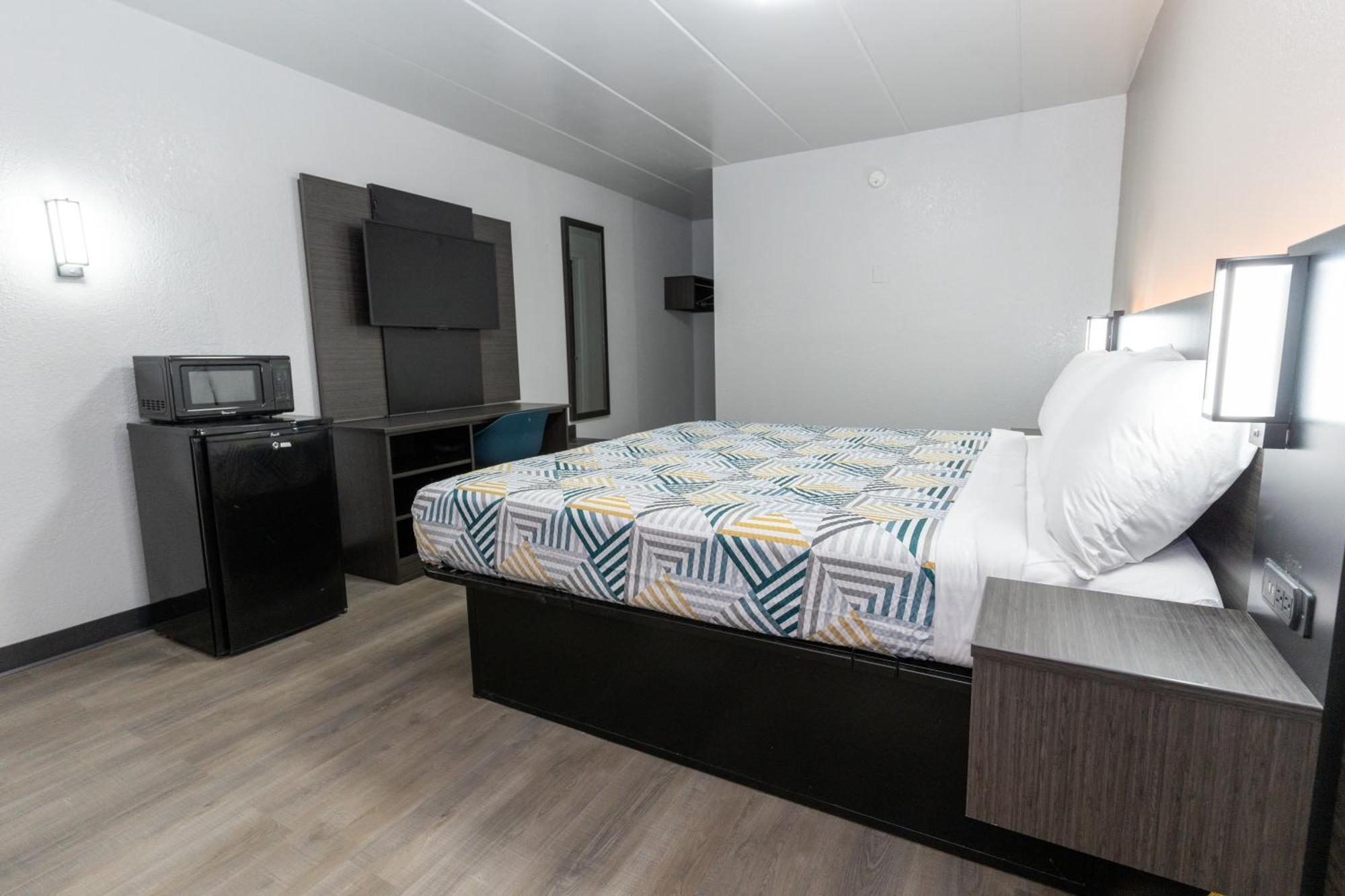 6-cincinnati, Oh Hotel