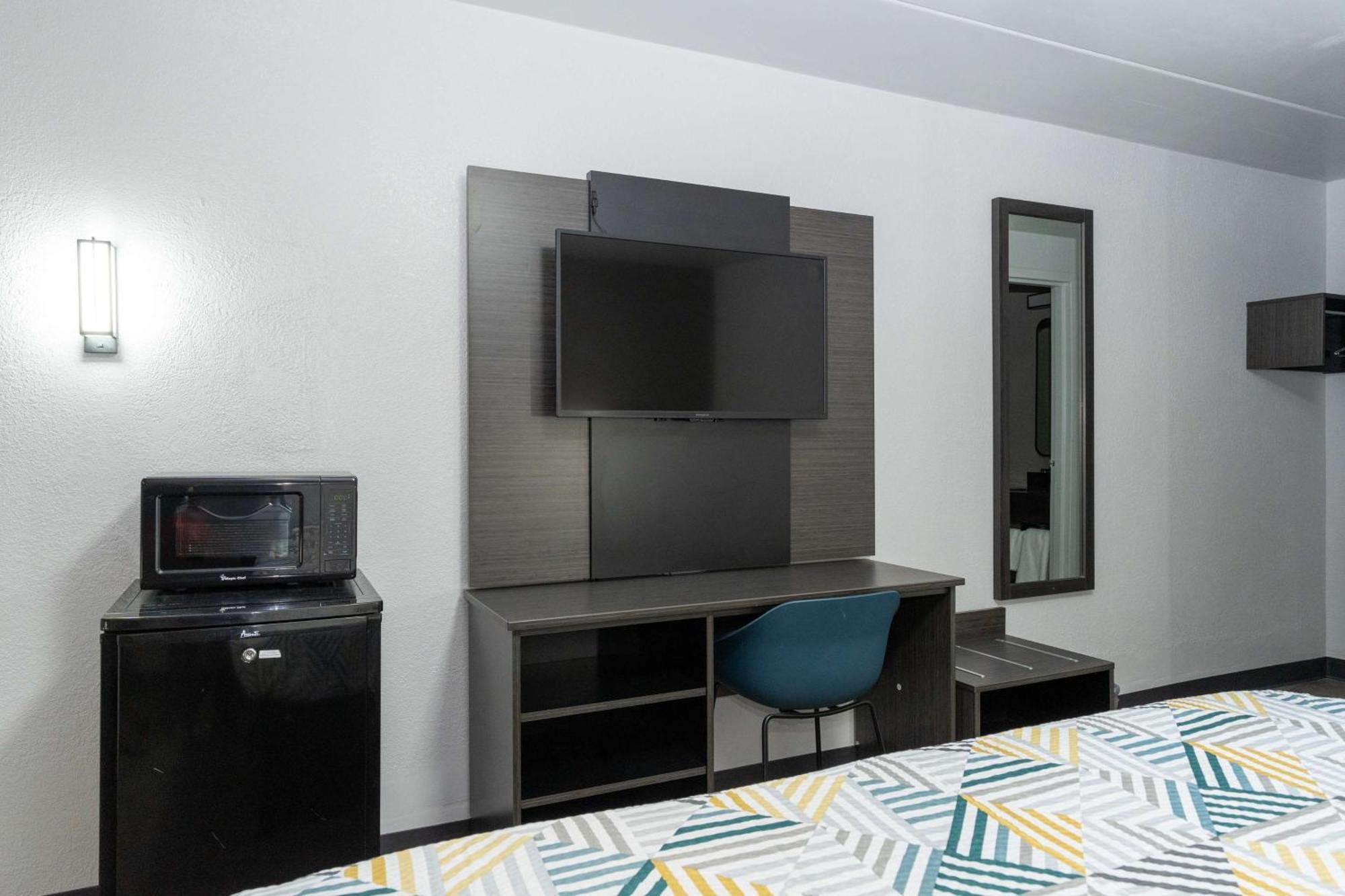 Hotel 6-cincinnati, Oh 2*
